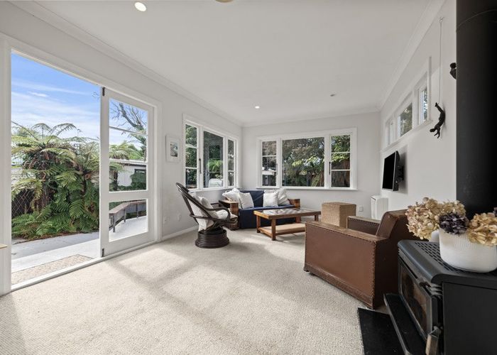  at 27 Union Street, Hokowhitu, Palmerston North, Manawatu / Whanganui