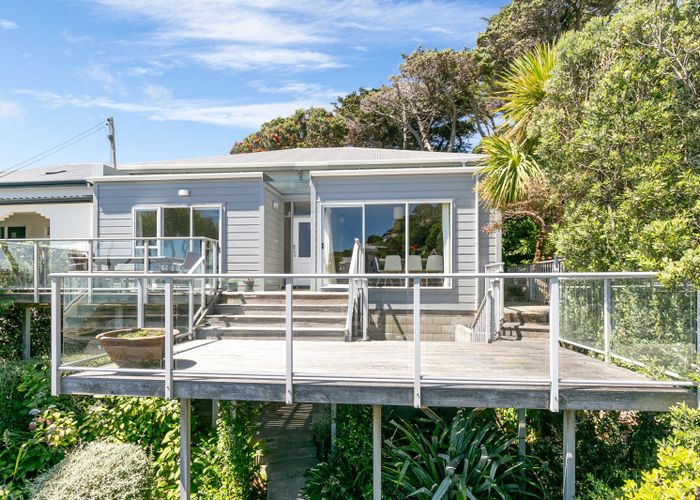  at 122 Maida Vale Road, Roseneath, Wellington