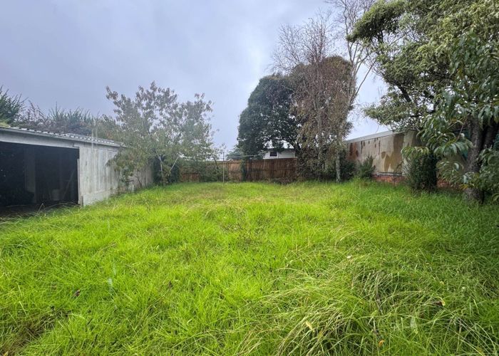  at 11 & 13 Toru Street, Te Atatu Peninsula, Waitakere City, Auckland