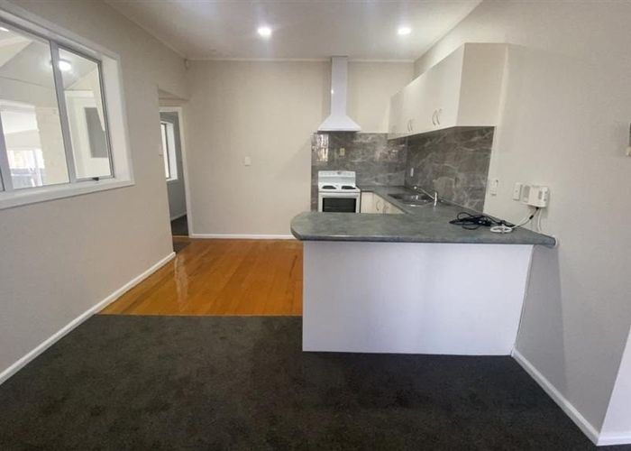  at 61 Cambridge Terrace, Papatoetoe, Manukau City, Auckland
