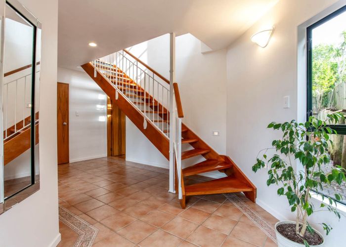  at 9  Highwood Grove, Torbay, North Shore City, Auckland