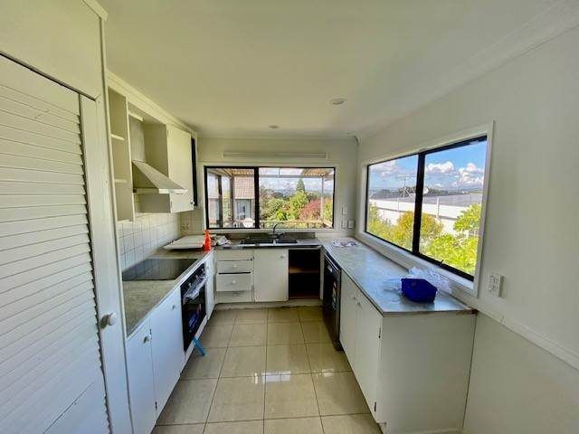  at 118 Porritt Avenue, Chatswood, North Shore City, Auckland