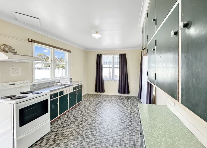  at 339 Botanical Road, West End, Palmerston North, Manawatu / Whanganui