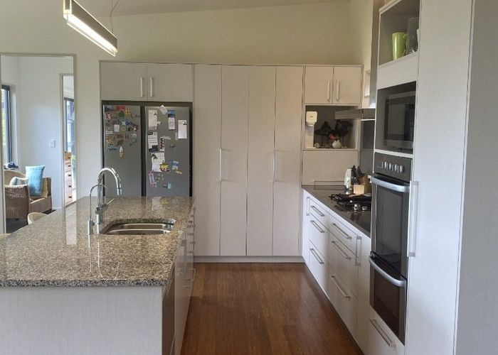  at 173 Bing Lucas Drive, Tawa, Wellington