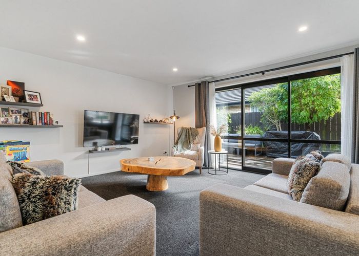  at 25 Captain Mitchell Drive, Opaheke, Papakura, Auckland