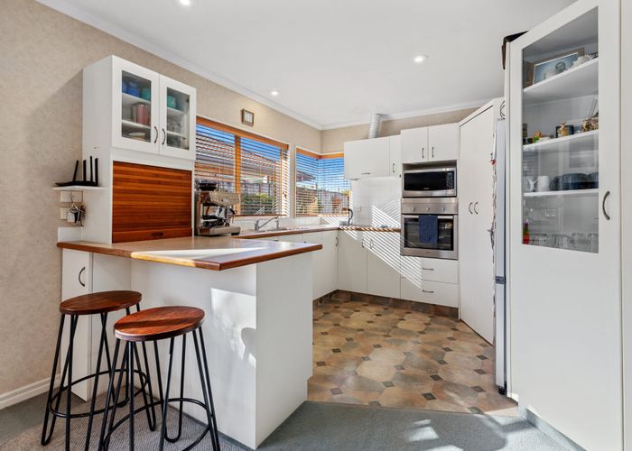  at 24 Kahira Crescent, Papamoa Beach, Papamoa
