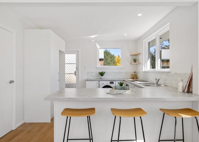  at 2/145 Milton Street, Somerfield, Christchurch City, Canterbury