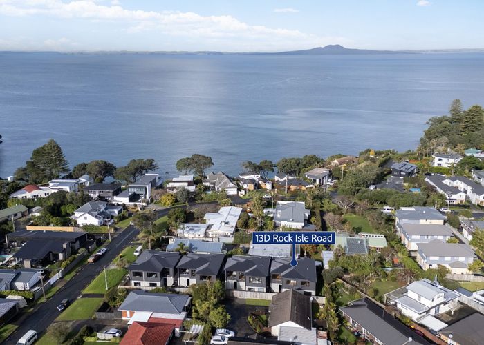  at 13D Rock Isle Road, Torbay, North Shore City, Auckland