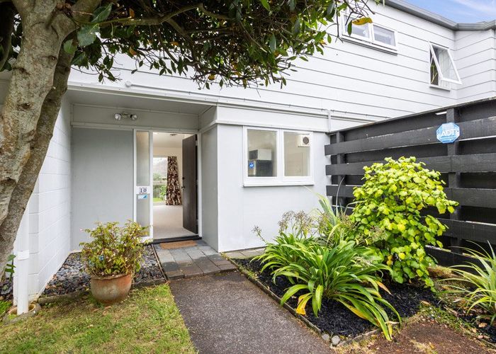  at 10/111 Melrose Road, Mount Roskill, Auckland City, Auckland