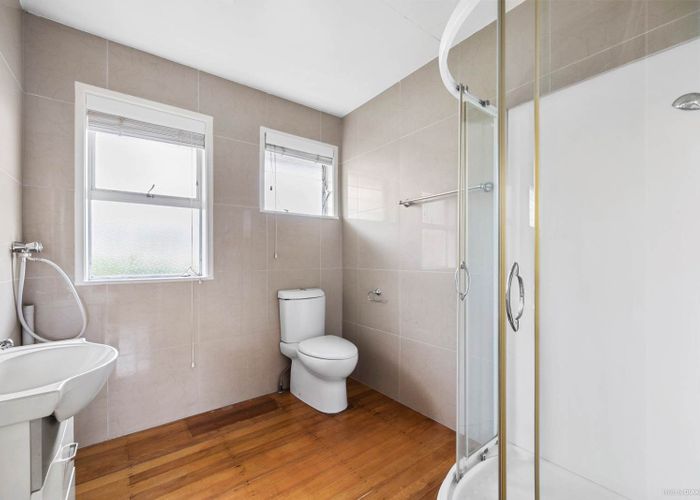  at 2/327 Kohimarama Road, Kohimarama, Auckland