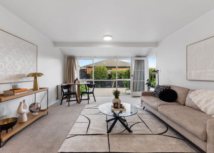  at 4/30B Nortons Road, Avonhead, Christchurch