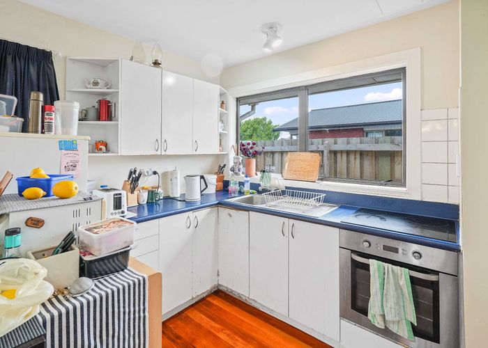  at 6 Skerten Avenue, Hornby, Christchurch