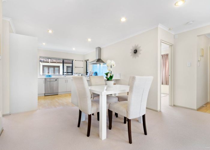  at 31 Bradnor Meadows Drive, Swanson, Auckland