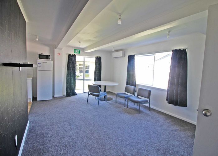  at 1/33 Anderson Road, Deanwell, Hamilton