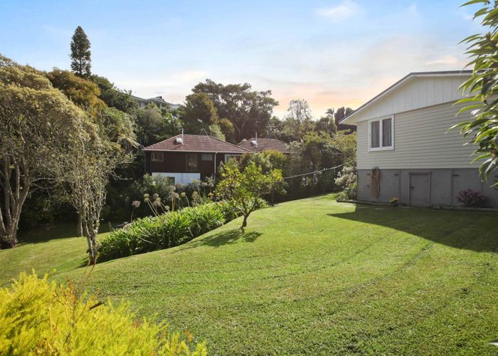  at 70 Lake Road, Northcote, Auckland