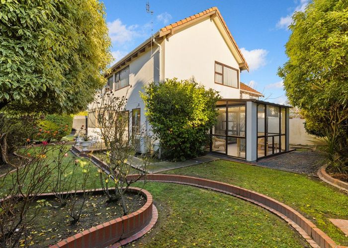  at 2/18 Pelorus Place, Harewood, Christchurch City, Canterbury