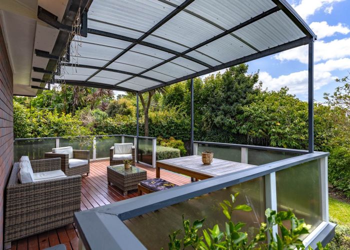  at 32a  Jaemont Avenue, Te Atatu South, Waitakere City, Auckland