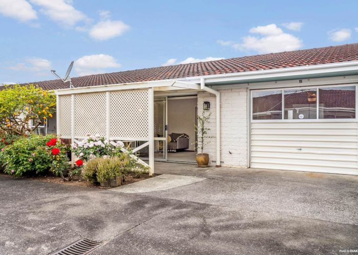  at 2/105 Coronation Road, Papatoetoe, Manukau City, Auckland