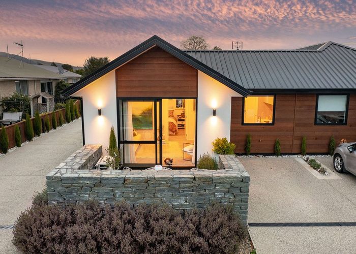  at 1/74 Church Street, Mosgiel, Dunedin, Otago
