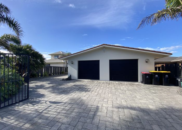  at Karewa Parade, Papamoa Beach, Tauranga, Bay Of Plenty