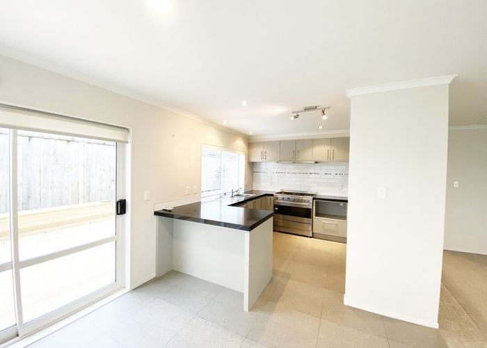  at 33 Kensway Drive, Flat Bush, Manukau City, Auckland