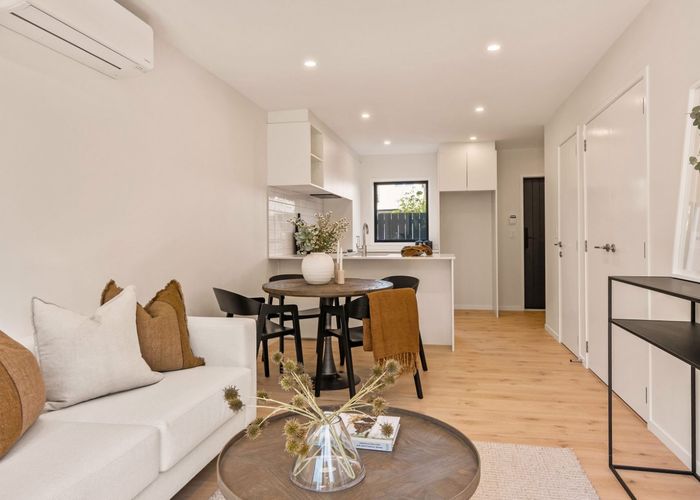  at 5/721 Te Atatu Road, Te Atatu Peninsula, Waitakere City, Auckland