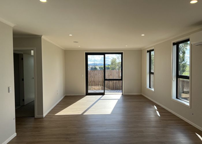  at 2/49 Waruhia Crescent, Rototuna, Hamilton, Waikato