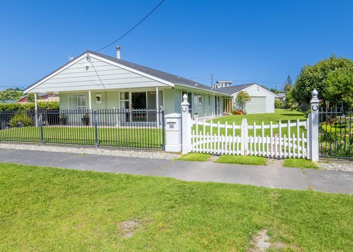  at 36 Signal Street, Foxton Beach, Foxton