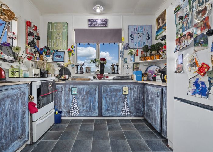  at 672 Papamoa Beach Road, Papamoa Beach, Papamoa