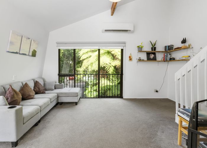  at 40 Fordham Street, Beach Haven, North Shore City, Auckland