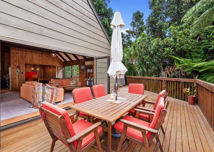  at 140 Opanuku Road, Henderson Valley, Auckland