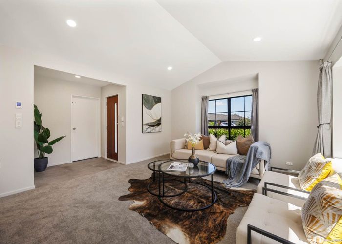  at 3 Saralee Drive, Manurewa, Manukau City, Auckland