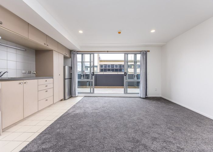  at 1J/3 Keystone Avenue, Mount Roskill, Auckland City, Auckland