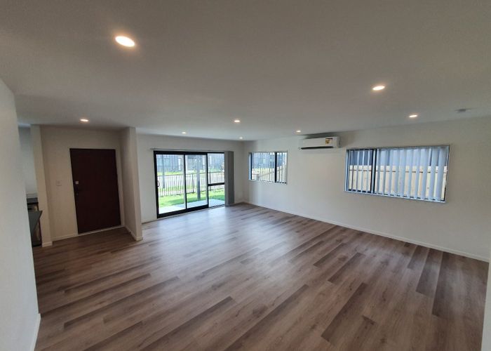  at 52 Black Beech Crescent, Takanini