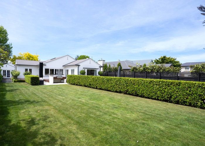  at 33 Clifford Avenue, Merivale, Christchurch