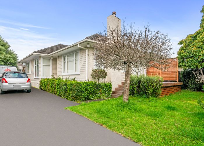 at 33 Durham Street, Te Atatu Peninsula, Waitakere City, Auckland