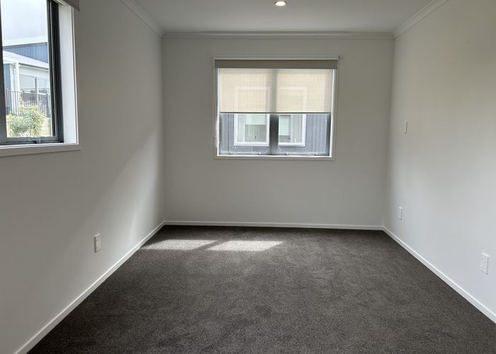  at 15 Koreke Close, Kenepuru, Porirua, Wellington