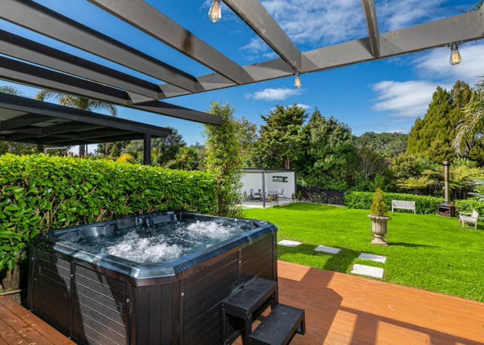  at 26 Asbury Crescent, Campbells Bay, North Shore City, Auckland