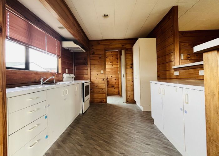  at 36 Meadowvale Rise, Titirangi, Auckland