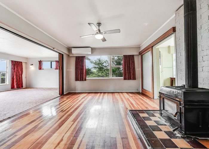  at 19 Patricia Avenue, Hamilton East, Hamilton