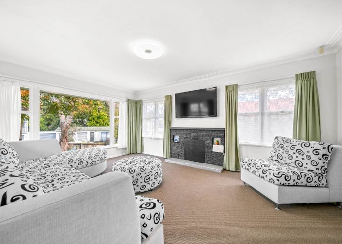  at 33 Alexander Avenue, Torbay, North Shore City, Auckland
