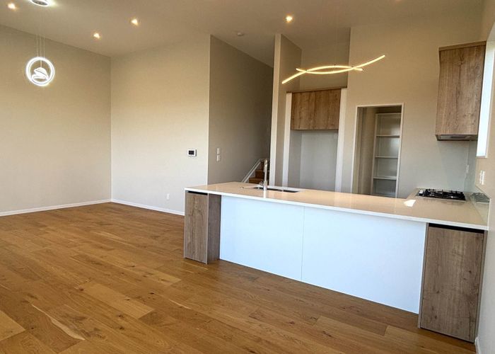  at 10 Kowaitau Avenue, Beachlands, Manukau City, Auckland