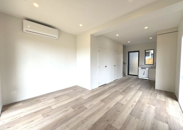  at 3/35 Crawford Avenue, Mangere Bridge, Manukau City, Auckland