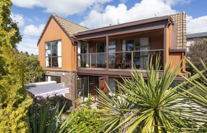  at 3/8A West Lynn Road, Titirangi, Auckland