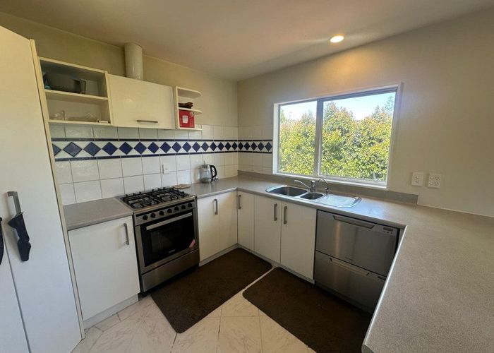  at 15A Te Atatu Road, Te Atatu South, Waitakere City, Auckland
