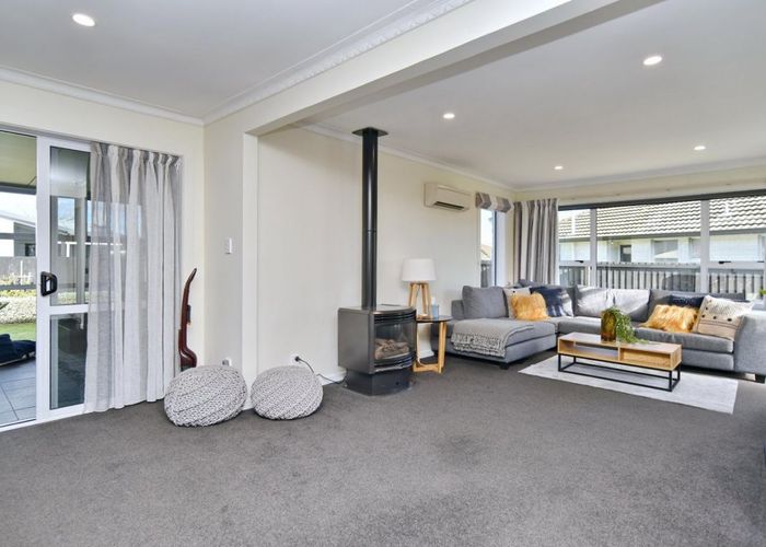  at 6 Aspen Place, Parklands, Christchurch