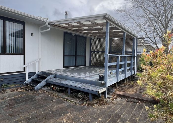  at 2/141 Carnoustie Drive, Manurewa, Manukau City, Auckland