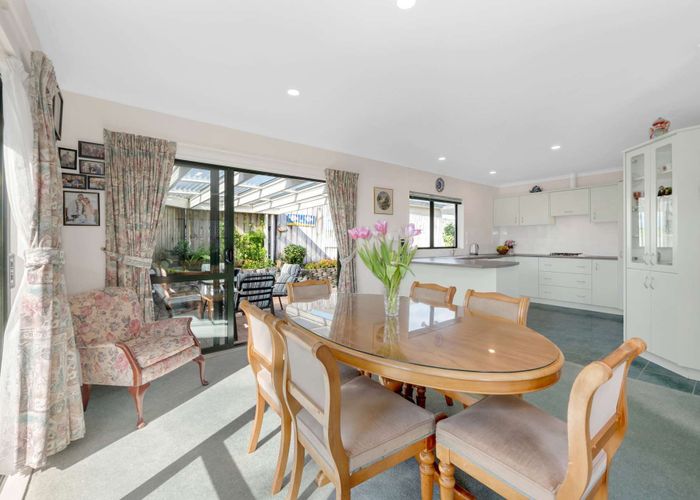  at 1/17 Limerick Place, Dannemora, Auckland