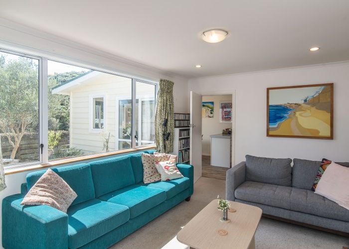 at 8 Te Miti Street, Paekakariki