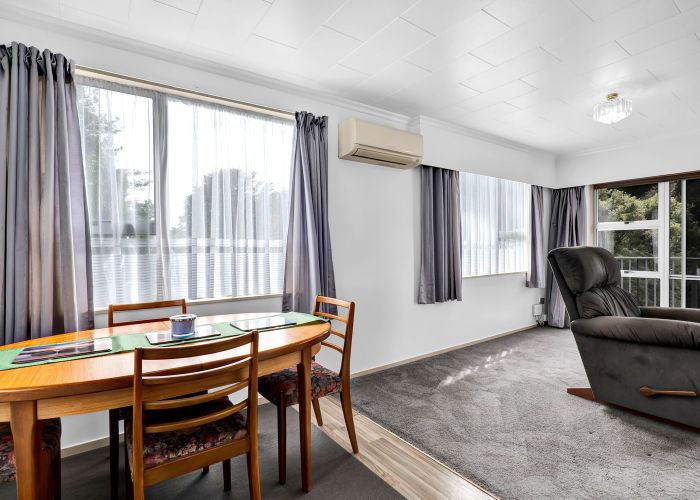  at 5 Ambury Place, Merrilands, New Plymouth